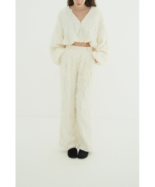 CLANE(クラネ)の「TOPSTITCHED FRILL STRAIGHT PANTS 10110-7223(その他パンツ・レディース・ブラック/オフホワイト・1/2)」の3枚目の写真