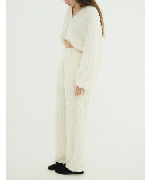 CLANE(クラネ)の「TOPSTITCHED FRILL STRAIGHT PANTS 10110-7223(その他パンツ・レディース・ブラック/オフホワイト・1/2)」の7枚目の写真