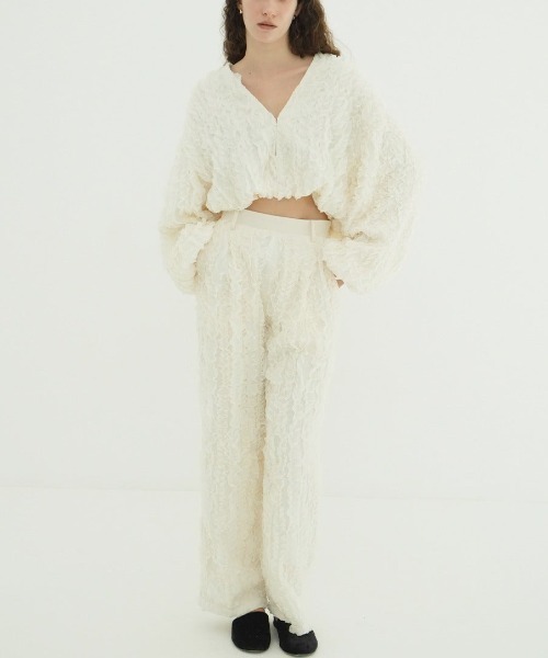 CLANE(クラネ)の「TOPSTITCHED FRILL STRAIGHT PANTS 10110-7223(その他パンツ・レディース・ブラック/オフホワイト・1/2)」の8枚目の写真