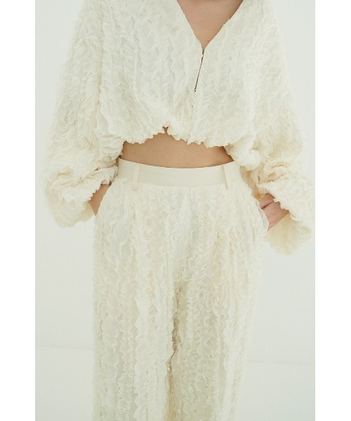 CLANE(クラネ)の「TOPSTITCHED FRILL STRAIGHT PANTS 10110-7223(その他パンツ・レディース・ブラック/オフホワイト・1/2)」の10枚目の写真