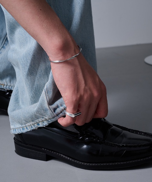 MAISON CLUB(メゾンクラブ)の「【MAISON CLUB】Solid Edge Square Ring Silver925 KUN(リング・メンズ・シルバー・FREE)」の6枚目の写真