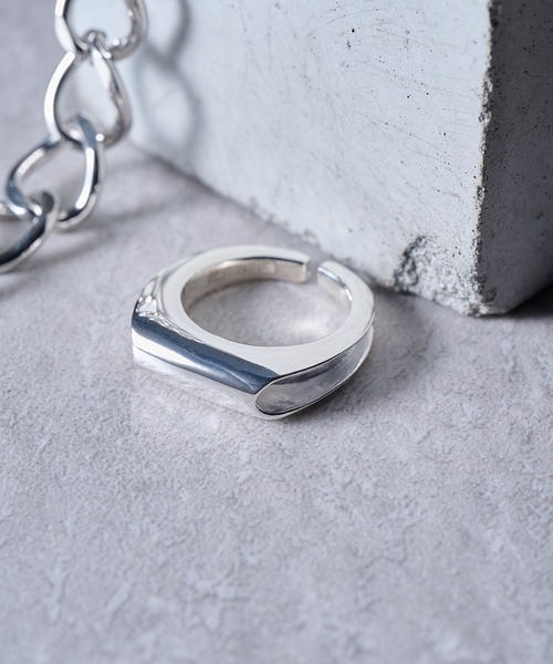MAISON CLUB(メゾンクラブ)の「【MAISON CLUB】Solid Edge Square Ring Silver925 KUN(リング・メンズ・シルバー・FREE)」の7枚目の写真