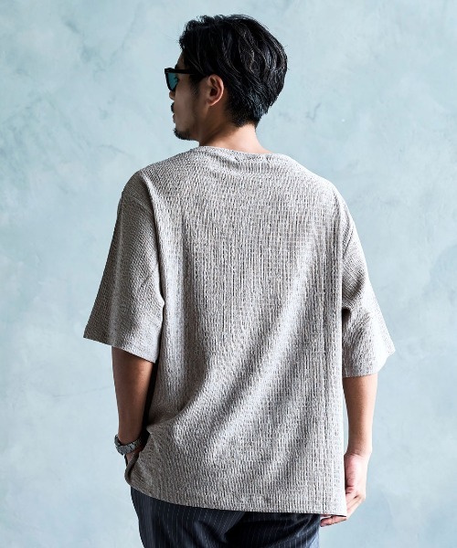 CavariA(キャバリア)の「『CavariA/キャバリア』楊柳VネックTシャツ 半袖(Tシャツ/カットソー・メンズ・グレイッシュベージュ/ブルーグリーン/ブラック・L/M)」の9枚目の写真