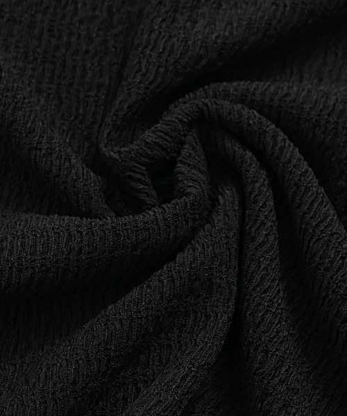 CavariA(キャバリア)の「『CavariA/キャバリア』楊柳VネックTシャツ 半袖(Tシャツ/カットソー・メンズ・グレイッシュベージュ/ブルーグリーン/ブラック・L/M)」の4枚目の写真