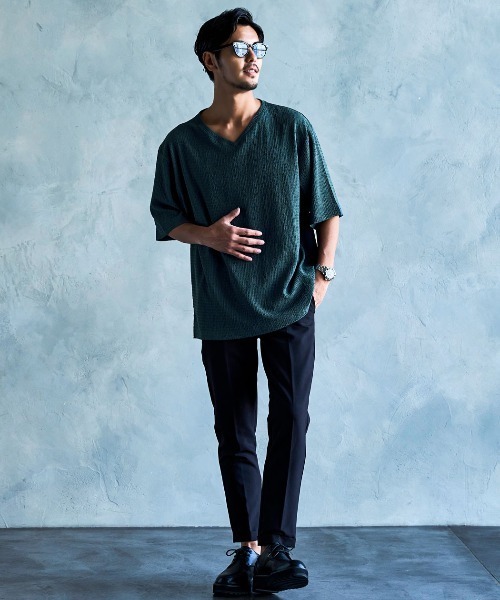 CavariA(キャバリア)の「『CavariA/キャバリア』楊柳VネックTシャツ 半袖(Tシャツ/カットソー・メンズ・グレイッシュベージュ/ブルーグリーン/ブラック・L/M)」の21枚目の写真