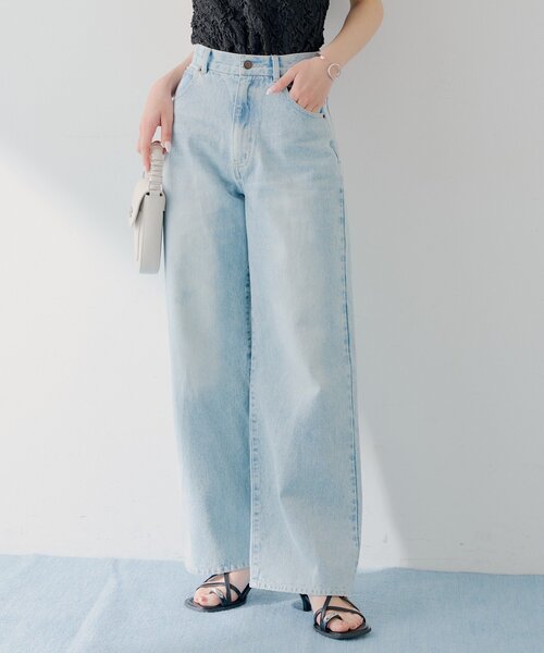 Chico(チコ)の「【SALON by Chico】ハイウエストストレートワイドデニムパンツ(デニムパンツ・レディース・ブルー系その他/ブルー/ホワイト系その他/ブルー系その他3・MEDIUM/SMALL)」の5枚目の写真