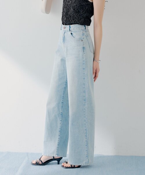 Chico(チコ)の「【SALON by Chico】ハイウエストストレートワイドデニムパンツ(デニムパンツ・レディース・ブルー系その他/ブルー/ホワイト系その他/ブルー系その他3・MEDIUM/SMALL)」の7枚目の写真