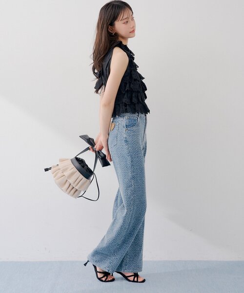 Chico(チコ)の「【SALON by Chico】ハイウエストストレートワイドデニムパンツ(デニムパンツ・レディース・ブルー系その他/ブルー/ホワイト系その他/ブルー系その他3・MEDIUM/SMALL)」の14枚目の写真