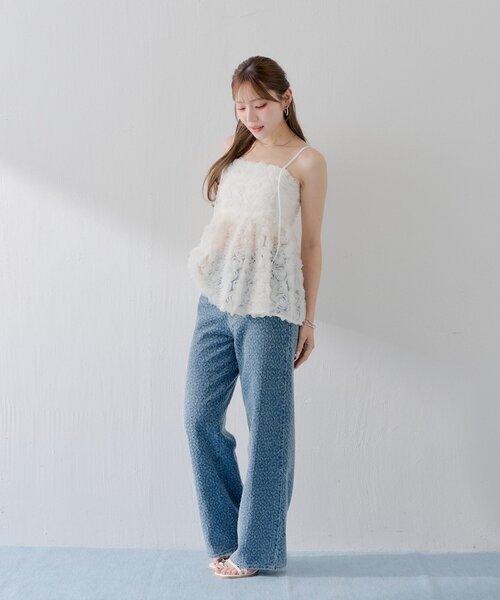 Chico(チコ)の「【SALON by Chico】ハイウエストストレートワイドデニムパンツ(デニムパンツ・レディース・ブルー系その他/ブルー/ホワイト系その他/ブルー系その他3・MEDIUM/SMALL)」の18枚目の写真