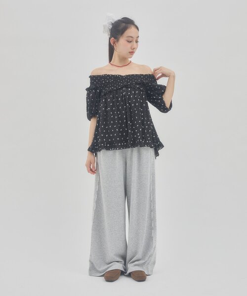 DISCOAT（ディスコート）の「【umm.】サイドレーススウェットワイドパンツ（その他パンツ・レディース・グレー/アイボリー/ライトグレー・FREE）」の10枚目の写真