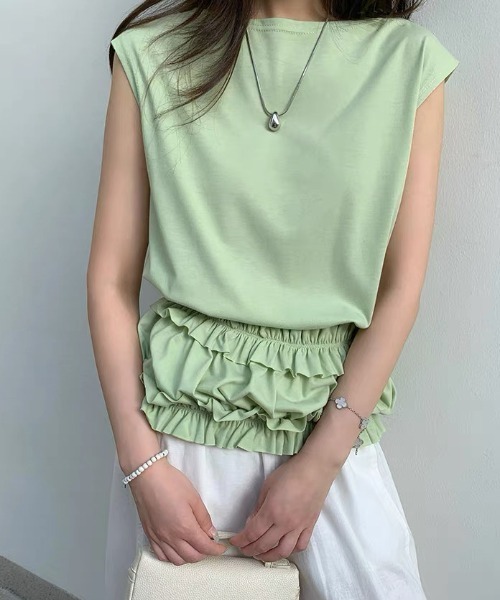 CHUN CHUN NOTES(チュンチュンノーツ)の「26SS/フリルビスチェ×ノースリーブトップスセット(Tシャツ/カットソー・レディース・グリーン/ダークブラウン/ブラウン/ホワイト×ブラック・F)」の4枚目の写真