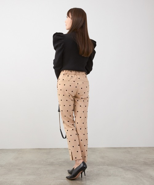 Liala×PG(リアラバイピージー)の「フロッキードット センタープレス パンツ Liala×PG(その他パンツ・レディース・キャメル・M/S)」の3枚目の写真