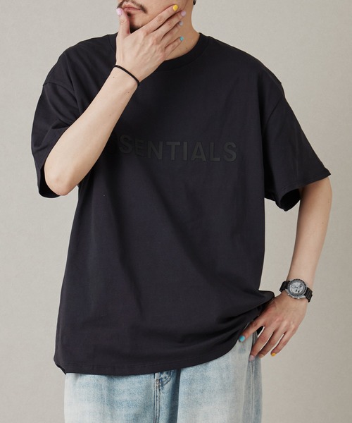 MONO KOTO DEPT.(モノコトデプト)の「SSY-ESSENTIALS 前ロゴ半袖Tシャツ(Tシャツ/カットソー・メンズ・ダークネイビー・XL)」の1枚目の写真