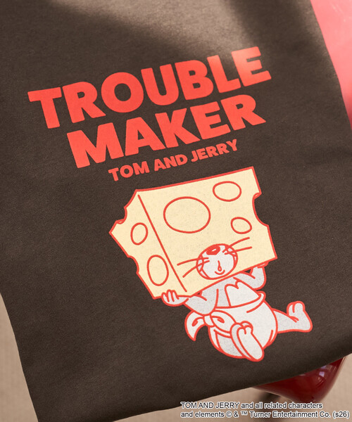 FREAK'S STORE（フリークスストア）の「限定展開　TOM AND JERRY/トムとジェリー フロッキー ロゴ 半袖 Tシャツ（Tシャツ/カットソー・レディース・ネイビー/ピンク/ブラウン/ブラック/ライトグレー/ナチュラル・ﾌﾘ-）」の8枚目の写真