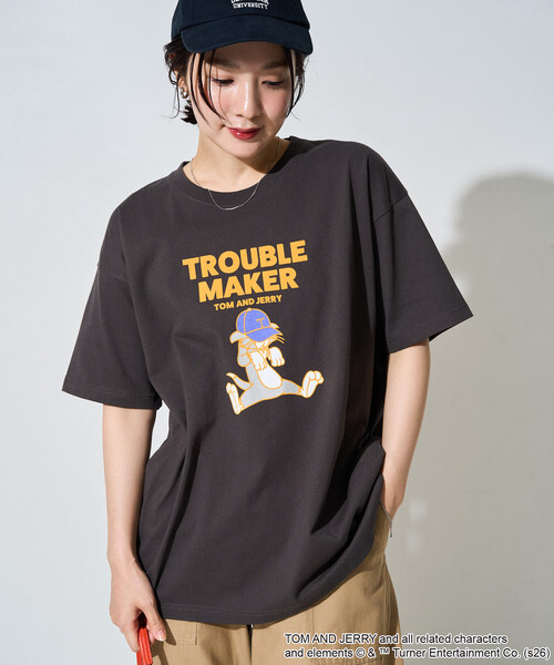 FREAK'S STORE（フリークスストア）の「限定展開　TOM AND JERRY/トムとジェリー フロッキー ロゴ 半袖 Tシャツ（Tシャツ/カットソー・レディース・ネイビー/ピンク/ブラウン/ブラック/ライトグレー/ナチュラル・ﾌﾘ-）」の15枚目の写真