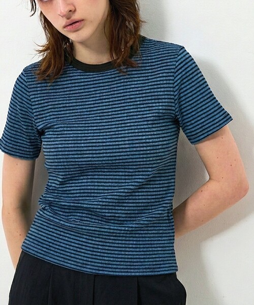 NOMINE(ノミネ)の「楊柳シボ感 リンガーTシャツ / 半袖 リブ切替 クロップド丈(Tシャツ/カットソー・レディース・ネイビー/ホワイト/ブラック系その他/ブルー/ブラック系その他2・フリー)」の5枚目の写真