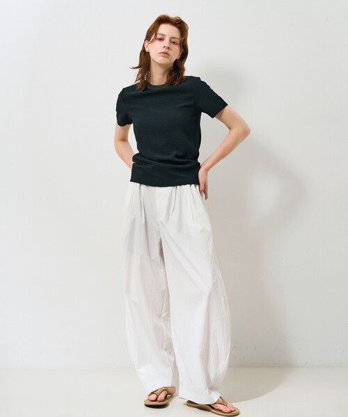 NOMINE(ノミネ)の「楊柳シボ感 リンガーTシャツ / 半袖 リブ切替 クロップド丈(Tシャツ/カットソー・レディース・ネイビー/ホワイト/ブラック系その他/ブルー/ブラック系その他2・フリー)」の7枚目の写真