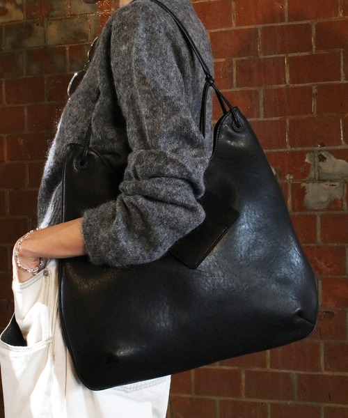 Scrap Book（スクラップブック）の「【NOTHING WRITTEN】MEDIUM SHOULDER HOBO BAG（ショルダーバッグ・レディース・ブラック・FREE）」の6枚目の写真