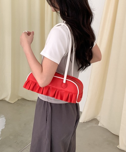 HALEY PESCA(ヘーリーペスカ)の「HALEY PESCA/パイピングデザインフリルショルダーバッグ(ハンドバッグ・レディース・ブラック/ブルー系2/ブルー系1/レッド・FREE)」の8枚目の写真
