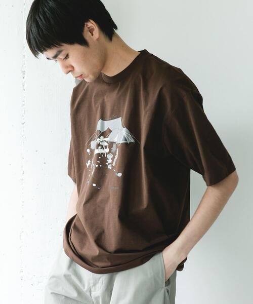 Snow Peak（スノーピーク）の「『別注』Snow Peak Apparel×DOORS　WA/AC FAMILY CAMP T-SHIRTS（Tシャツ/カットソー・メンズ・チャコールグレー/ブラウン/カーキ/ホワイト・MEDIUM/LARGE/X-LARGE）」の5枚目の写真