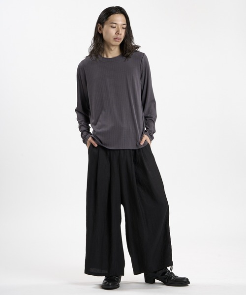 NO ID.(ノーアイディ)の「【NO ID.】Irregular Neck Pullover / イレギュラーネックPO(Tシャツ/カットソー・メンズ・ホワイト/ブラック/グレー・1/2)」の10枚目の写真
