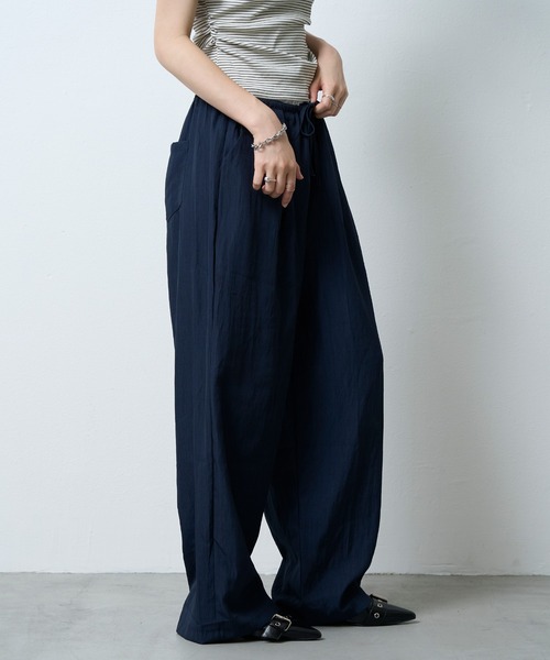 NUJOH(ヌゾ)の「Linen Touch Double Waist Wide Pants / リネンタッチダブルウエストワイドパンツ(その他パンツ・レディース・ネイビー/ブラック・FREE)」の13枚目の写真
