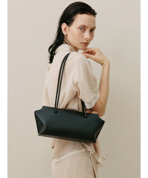 MOREMORR（モアモル）の「RIVA BAG _ ブラックショルダーバッグトートバッグ（ショルダーバッグ・レディース・ブラック・FREE）」の15枚目の写真