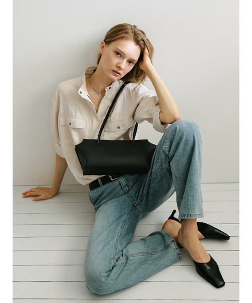 MOREMORR（モアモル）の「RIVA BAG _ ブラックショルダーバッグトートバッグ（ショルダーバッグ・レディース・ブラック・FREE）」の9枚目の写真
