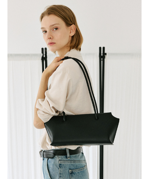 MOREMORR（モアモル）の「RIVA BAG _ ブラックショルダーバッグトートバッグ（ショルダーバッグ・レディース・ブラック・FREE）」の13枚目の写真