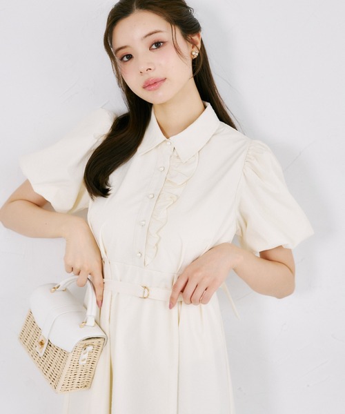 tocco closet(トッコ クローゼット)の「【ZOZO限定】ベルト付きドットジャガードアシンメトリーフリル装飾シャツワンピース(ワンピース・レディース・オフホワイト/ペールイエロー・M)」の1枚目の写真