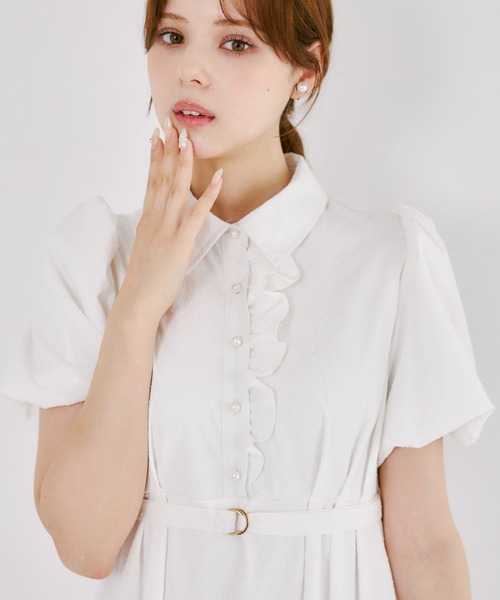 tocco closet(トッコ クローゼット)の「【ZOZO限定】ベルト付きドットジャガードアシンメトリーフリル装飾シャツワンピース(ワンピース・レディース・オフホワイト/ペールイエロー・M)」の8枚目の写真
