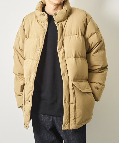 THE NORTH FACE(ザノースフェイス)の「【THE NORTH FACE】CAMP SIERRA SHORT(ダウンジャケット/コート・メンズ・カーキ・L/M)」の2枚目の写真