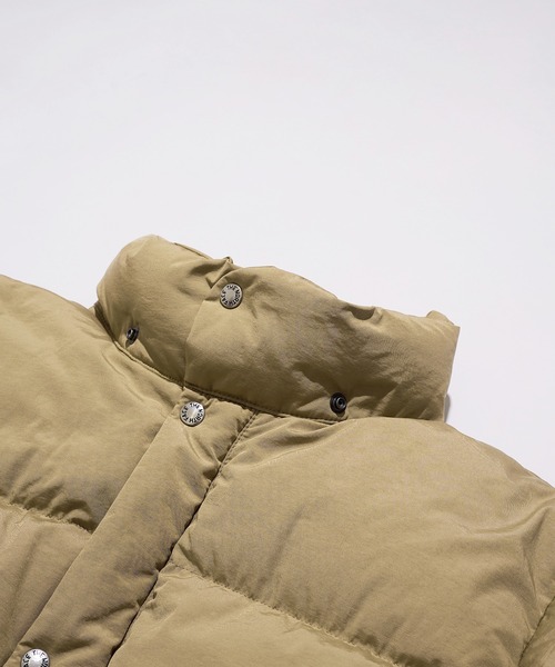 THE NORTH FACE(ザノースフェイス)の「【THE NORTH FACE】CAMP SIERRA SHORT(ダウンジャケット/コート・メンズ・カーキ・L/M)」の9枚目の写真
