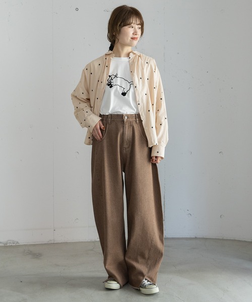 POU DOU DOU(プードゥドゥ)の「フロッキーねこプリントドルマントップス(Tシャツ/カットソー・レディース・ブラウン/オフホワイト/ブラック・3)」の5枚目の写真