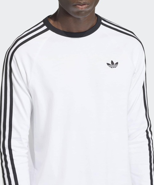 adidas（アディダス）の「スリーストライプス ロングスリーブ Tシャツ / ロンT / アディダスオリジナルス adidas Originals（Tシャツ/カットソー・メンズ・ホワイト・LARGE/MEDIUM/SMALL/X-LARGE/X-SMALL/XX-LARGE/XX-SMALL/3XL）」の6枚目の写真