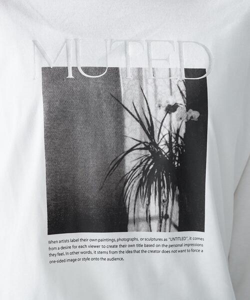 UNTITLED(アンタイトル)の「【ロゴ・プリント】フォトグラフィックロンT(Tシャツ/カットソー・レディース・ホワイト系3/チャコール・44/04/02/00/50/48)」の7枚目の写真