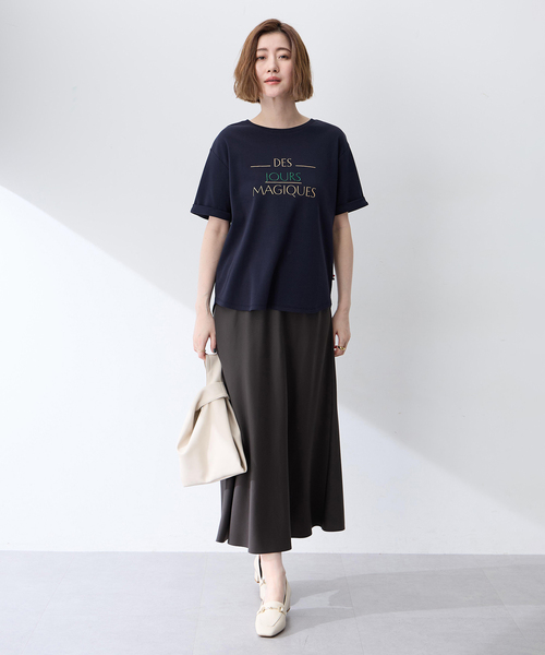 Petit Honfleur（プチオンフルール）の「ロゴプリントTシャツ【接触冷感・UVカット・オーガニックコットンブレンド】（Tシャツ/カットソー・レディース・オレンジ/モカ/ネイビー・M/L）」の13枚目の写真