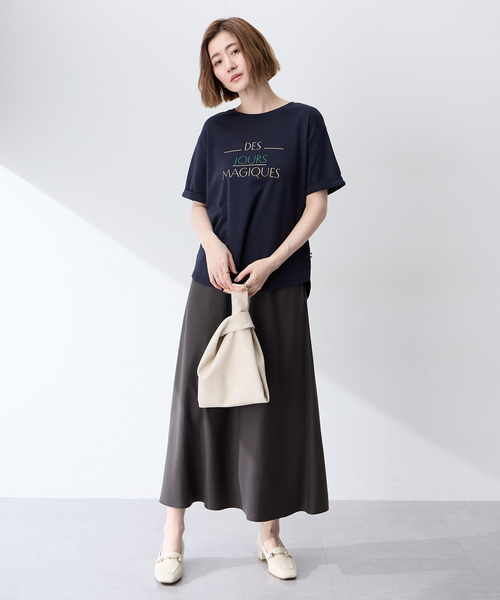 Petit Honfleur（プチオンフルール）の「ロゴプリントTシャツ【接触冷感・UVカット・オーガニックコットンブレンド】（Tシャツ/カットソー・レディース・オレンジ/モカ/ネイビー・M/L）」の14枚目の写真
