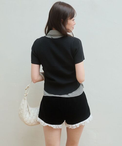 MAJESTIC LEGON（マジェスティックレゴン）の「フリルノースリシャツセット半袖ニット（ニット/セーター・レディース・ホワイト系その他2/ブラック系その他・MEDIUM）」の18枚目の写真