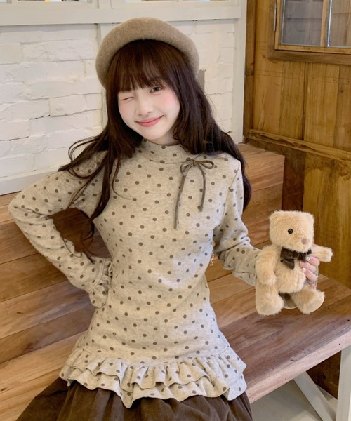 Teem Store(チームストア)の「ドット柄ネックリボン 裾フリルペプラムカットソー(Tシャツ/カットソー・レディース・アイボリー・M)」の9枚目の写真