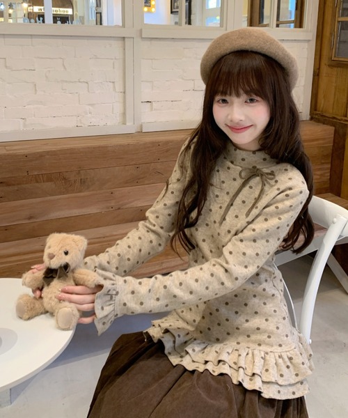 Teem Store(チームストア)の「ドット柄ネックリボン 裾フリルペプラムカットソー(Tシャツ/カットソー・レディース・アイボリー・M)」の11枚目の写真