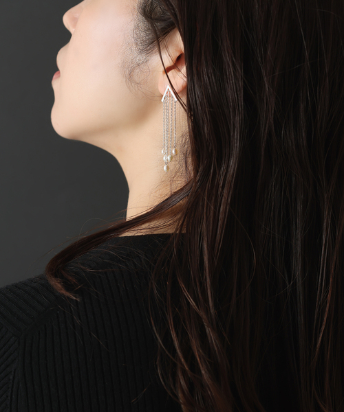 Lilas(リラ)の「【SAMH by LILAS】フリンジパールピアス SV(両耳)(ピアス(両耳用)・レディース・シルバー・FREE)」の2枚目の写真