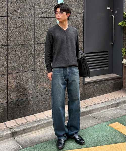 SINSS（シンス）の「Fox blend V-neck knit / フォックスブレンドVネックニット（ニット/セーター・メンズ・レッド/チャコール/ブルー/ライトグレー・LARGE/MEDIUM/SMALL/X-SMALL）」の6枚目の写真