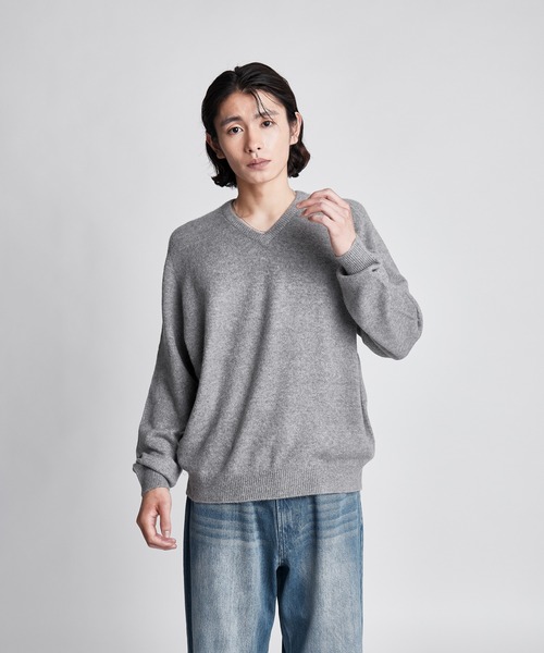 SINSS（シンス）の「Fox blend V-neck knit / フォックスブレンドVネックニット（ニット/セーター・メンズ・レッド/チャコール/ブルー/ライトグレー・LARGE/MEDIUM/SMALL/X-SMALL）」の22枚目の写真