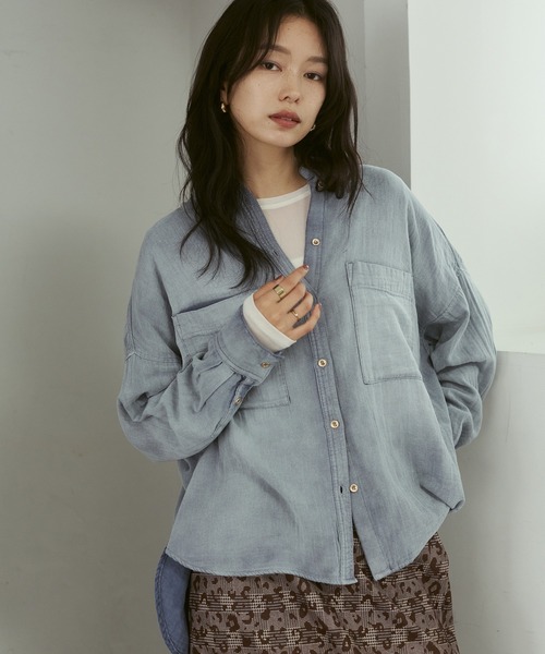 hunch（ハンチ）の「バンドカラーダブルガーゼシャツ（シャツ/ブラウス・レディース・ライトブルー/ダークブラウン/ブルー/ピンク・FREE）」の3枚目の写真