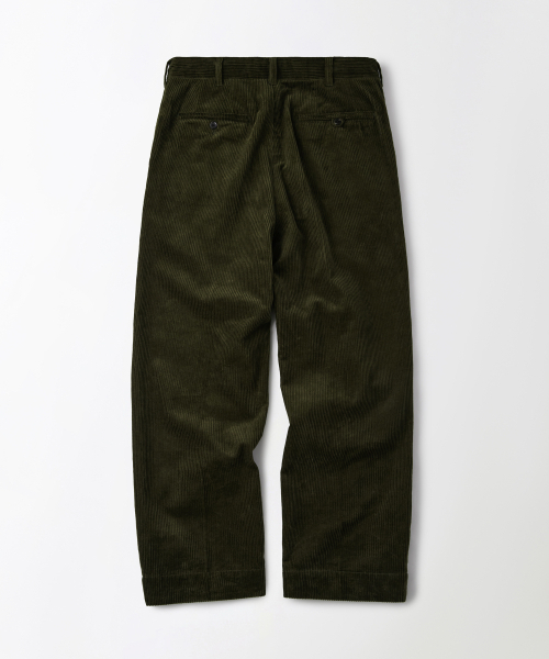 OUTSTANDING(アウトスタンディング)の「高密度コーデュロイ ダブルプリーツパンツ_D.OLIVE(その他パンツ・メンズ・その他・SMALL/MEDIUM/LARGE)」の2枚目の写真
