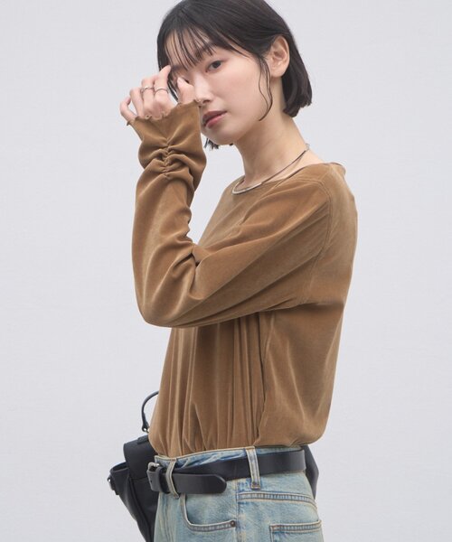 CIAOPANIC TYPY(チャオパニックティピー)の「∴袖くしゅくしゅフロッキーベロアトップス(Tシャツ/カットソー・レディース・グレー/ピンク/ブルー/キャメル・ONE SIZE)」の5枚目の写真