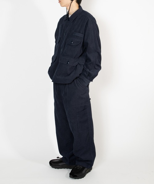 DAIWA PIER39（ダイワピア39）の「TECH FLYING SHIRT CORDUROY BE-87026W（ブルゾン・メンズ・ネイビー/グリーン・SMALL/X-LARGE/LARGE/MEDIUM）」の9枚目の写真