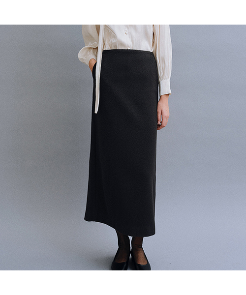 MOHAN(モハン)の「TVF CRINKLE SEMI H-LINE SKIRT_2COLORS(スカート・レディース・ブラック/ライトグレー・LARGE/MEDIUM/SMALL)」の2枚目の写真