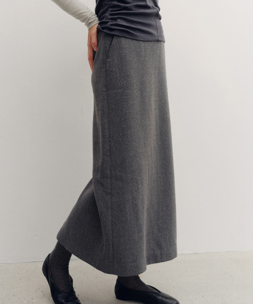 MOHAN(モハン)の「TVF CRINKLE SEMI H-LINE SKIRT_2COLORS(スカート・レディース・ブラック/ライトグレー・LARGE/MEDIUM/SMALL)」の7枚目の写真
